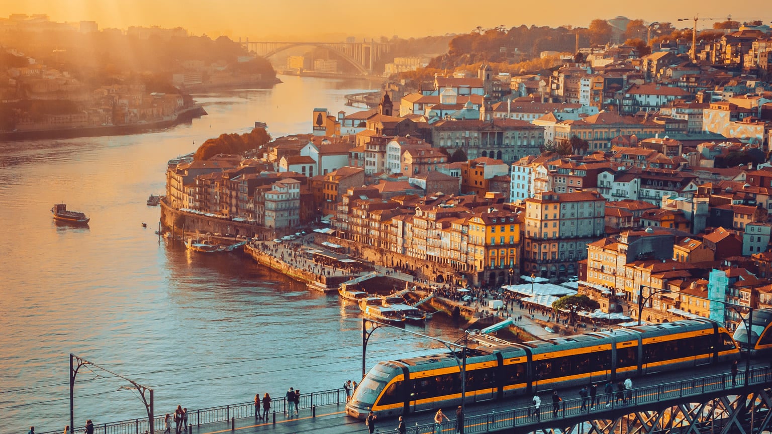 Portugal Digital Nomad Visa: how to obtain in 2023