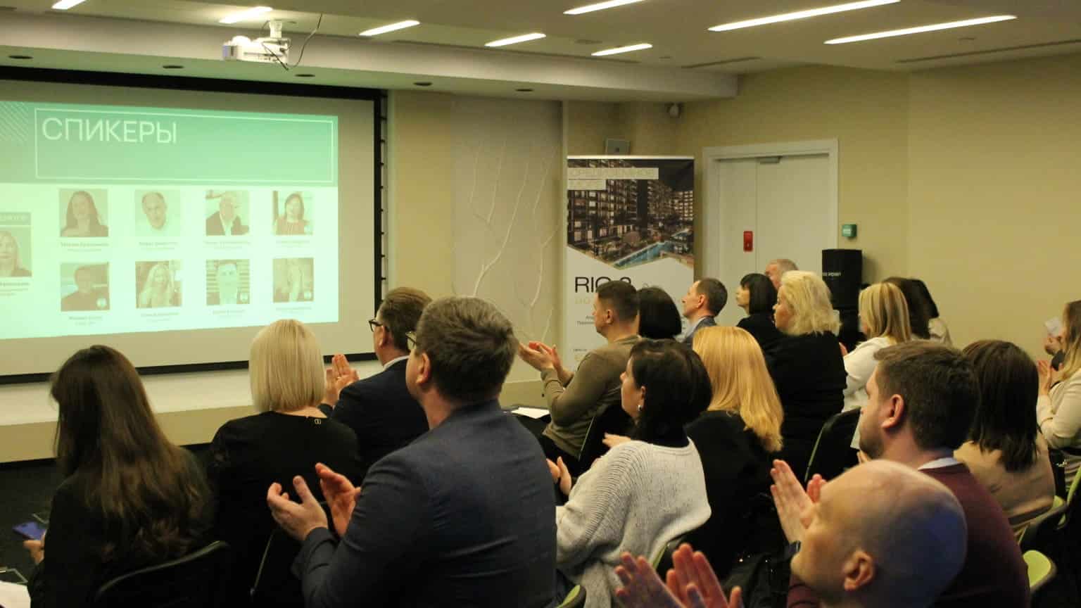 Yulia Veremeva and Elena Klimovskaya represent Passportivity at the business branch to discuss real estate investments in Turkey.